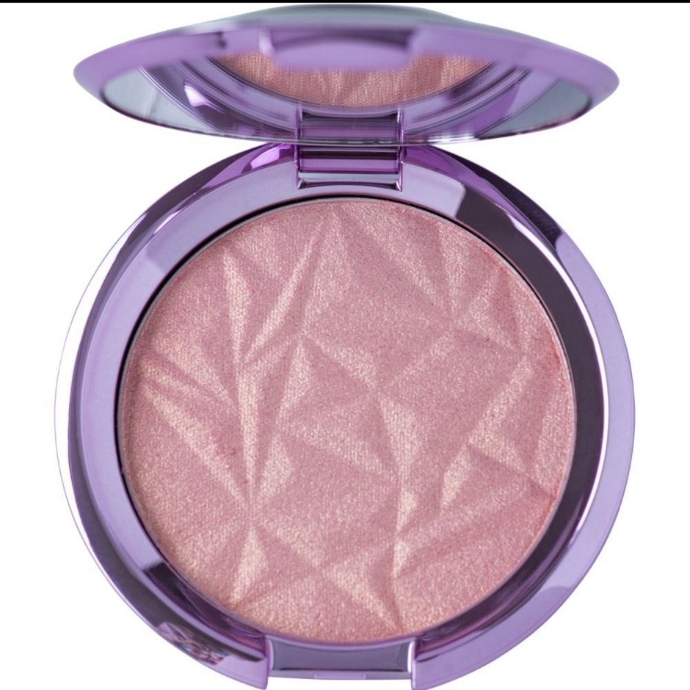 ☘️HP☘️ BECCA’s Shimmering Skin Perfector Pressed Lilac Geode - Picture 2 of 16